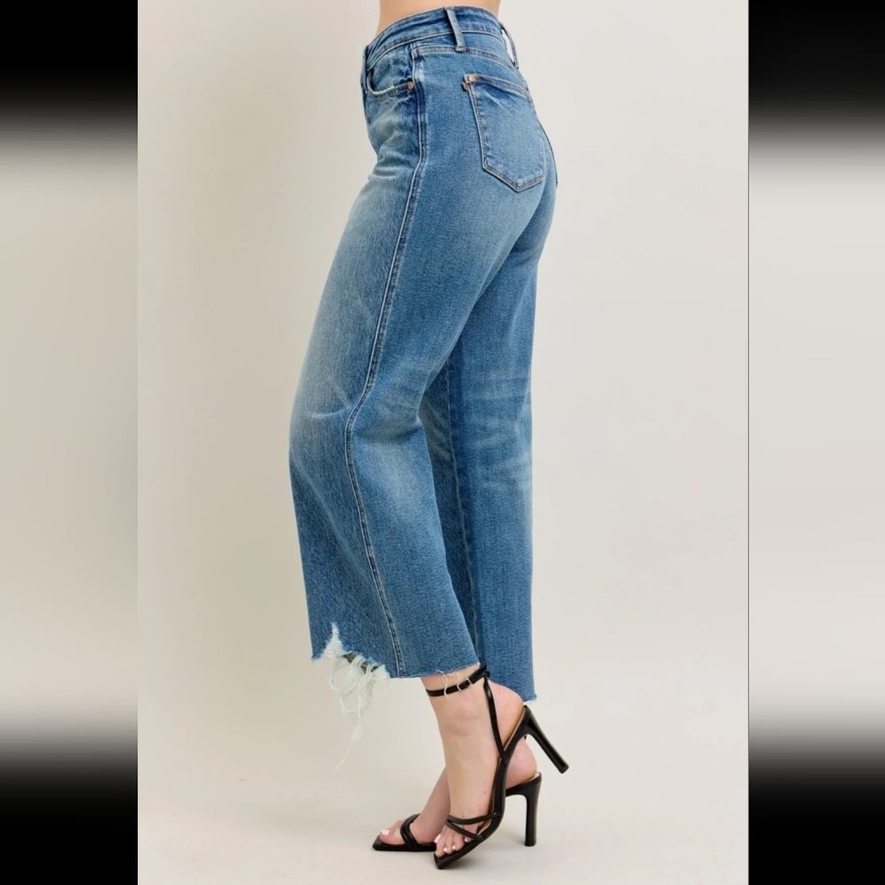 Judy Blue Wide-Leg Crop High Waist Rigid Magic Destroyed Hem Jeans-NWT - Picture 2 of 14